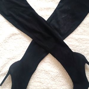 NWOT THIGH HIGH BLACK SUEDE STILETTOS